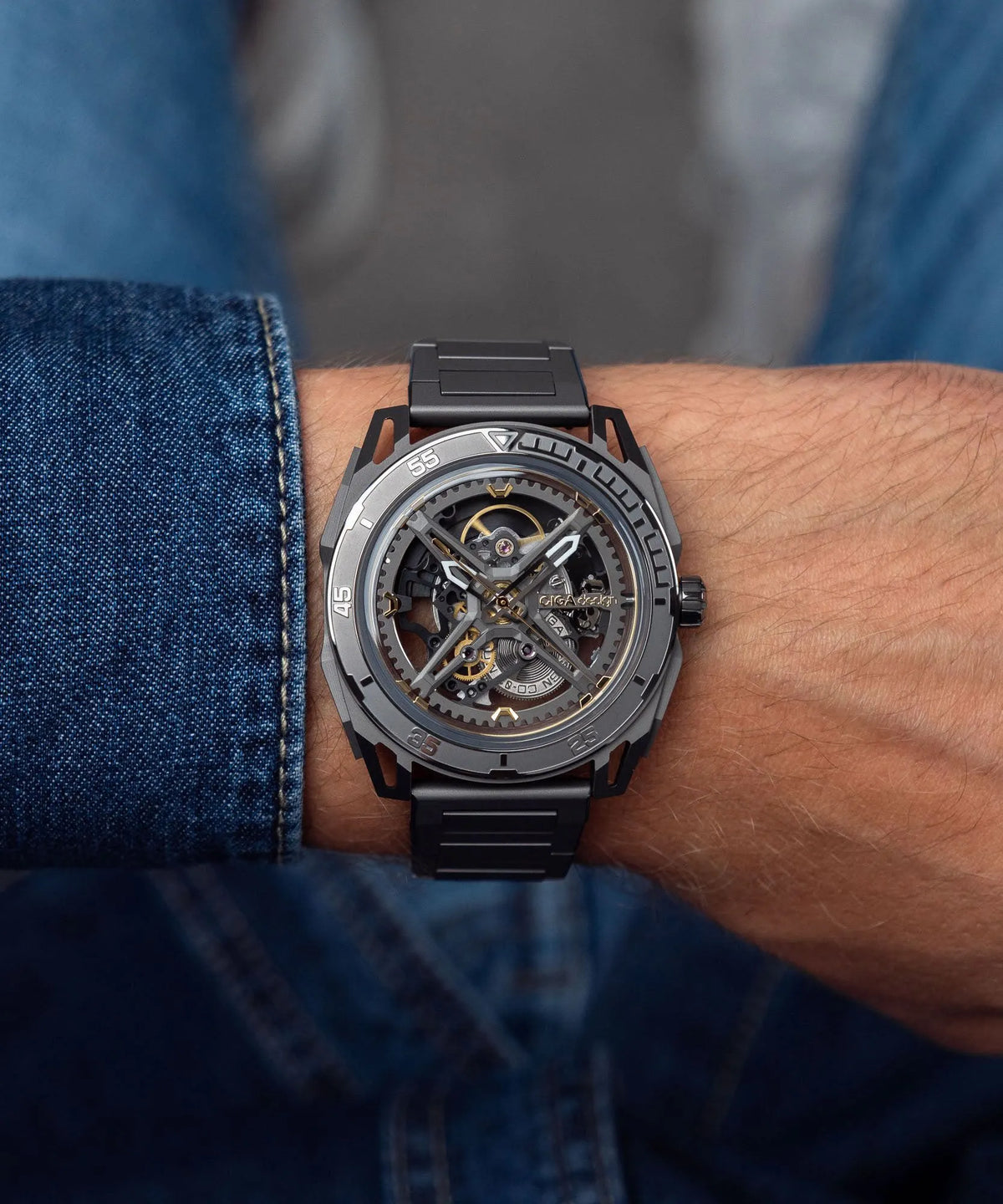 Ciga Design Mechanical Watch Falcon CARBON - Z039-GG01-1G