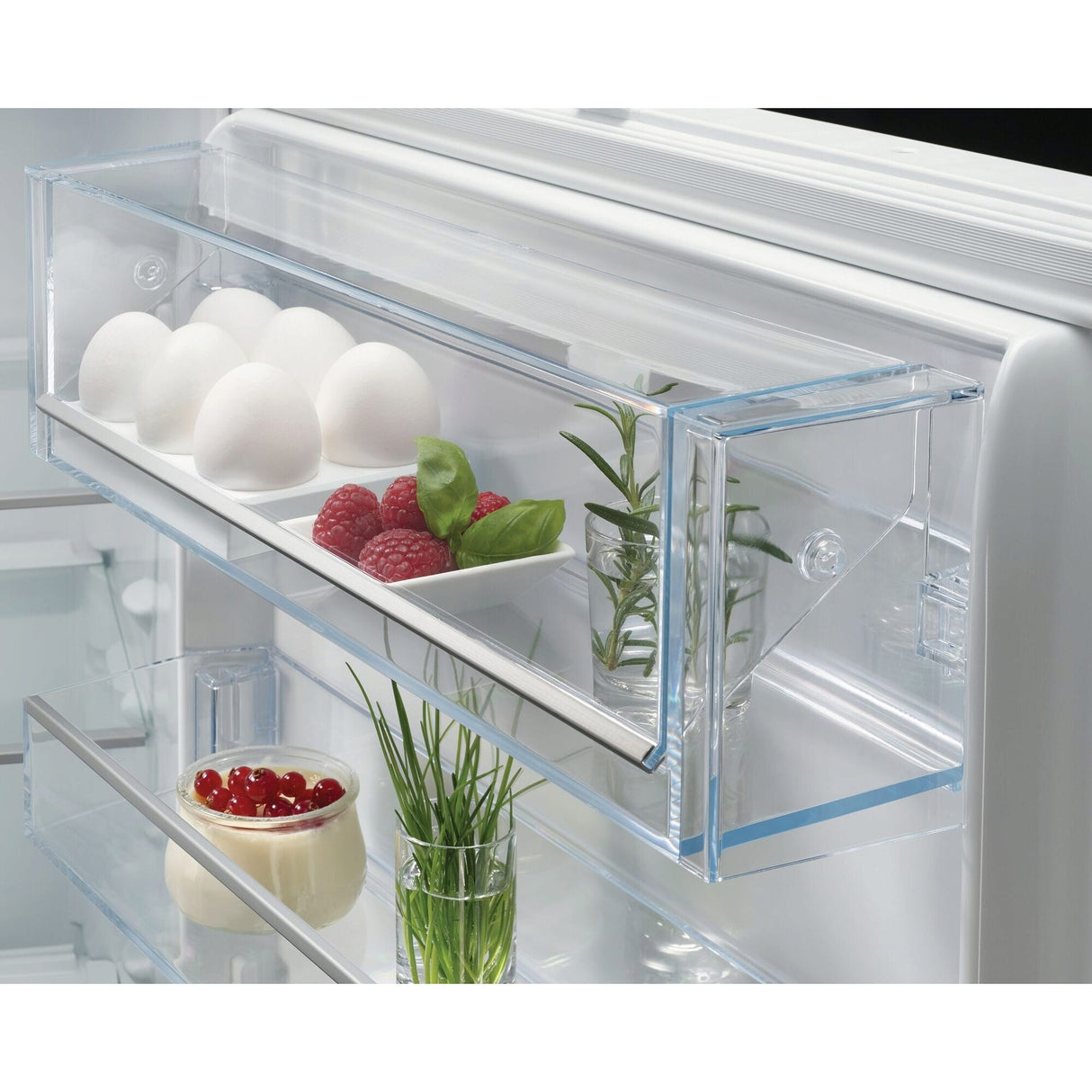 AEG - Built-in Fridge/Freezer combinations, No Frost - TSC8M189DC