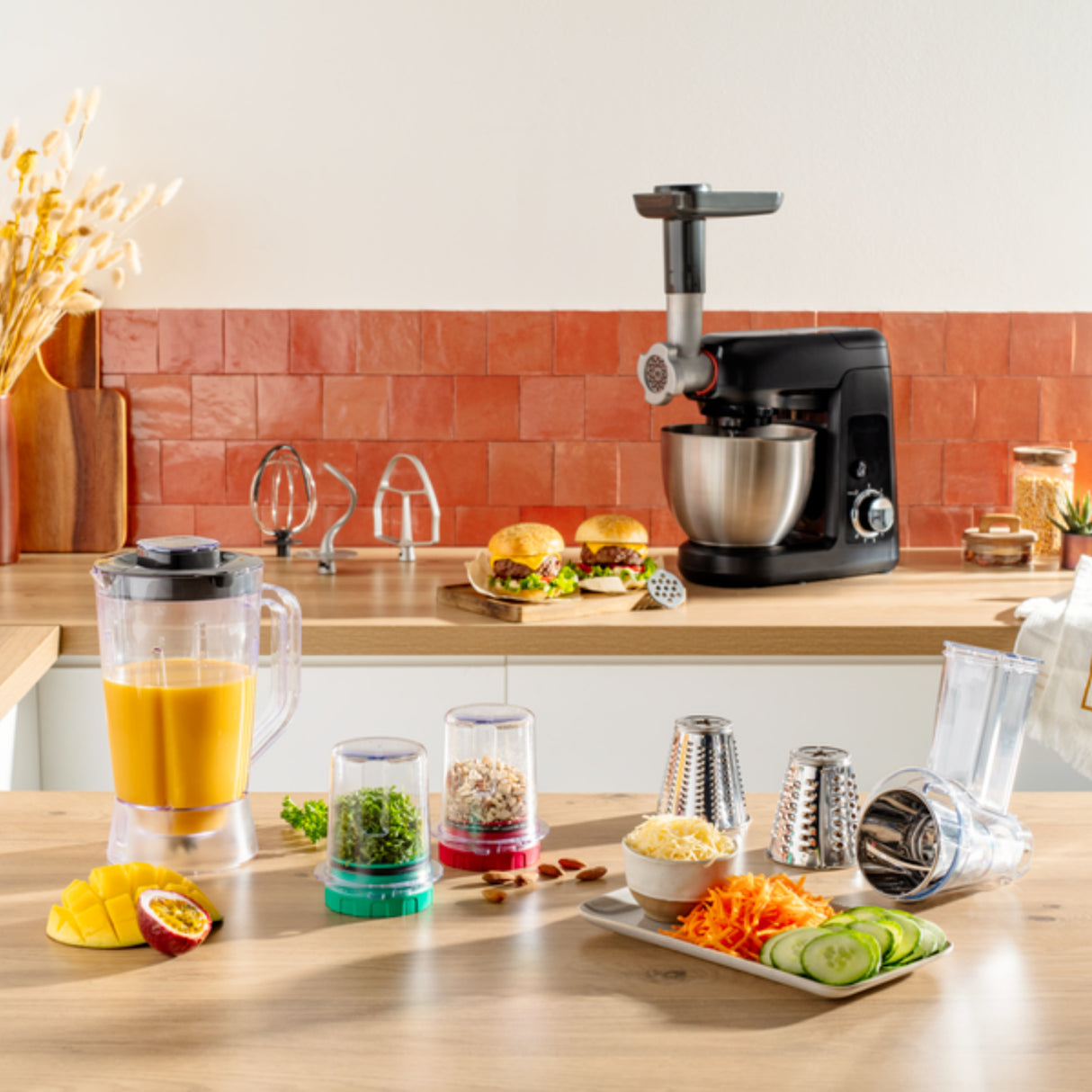 Moulinex Kitchen Machine 4.6 LTR Capacity 1,100W - QA525827