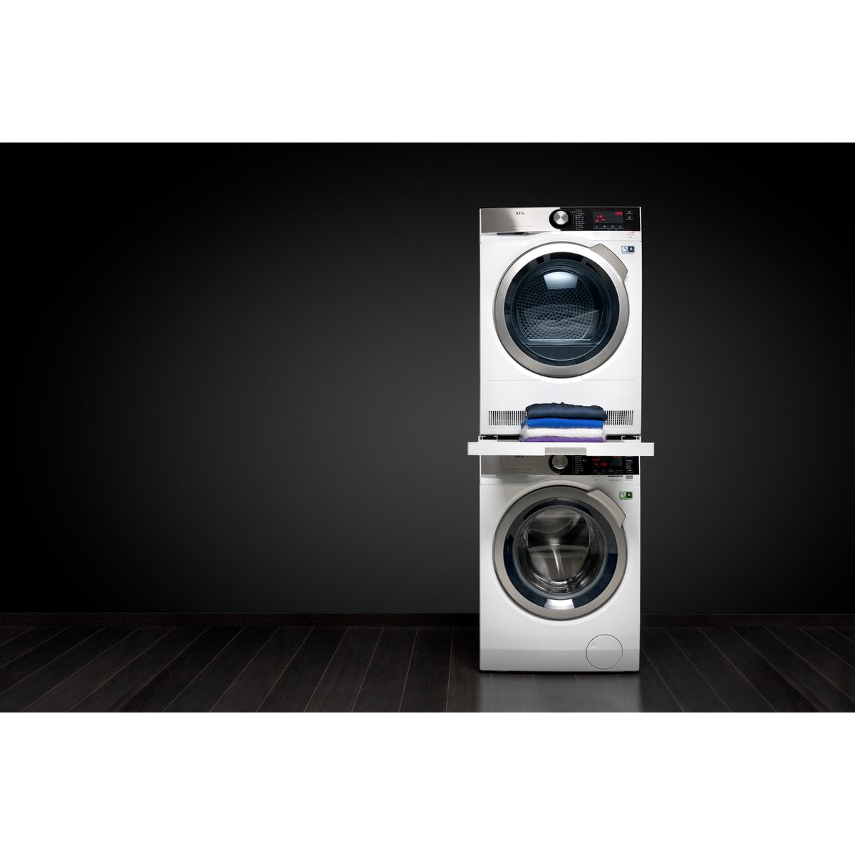 AEG - STACKING KIT - Laundry Stacking Kit with pull out shelf