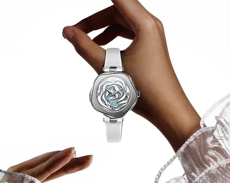 CIGA Design R-Series Danish Rose Quartz Leather Wristwatch R012-SISI-W1