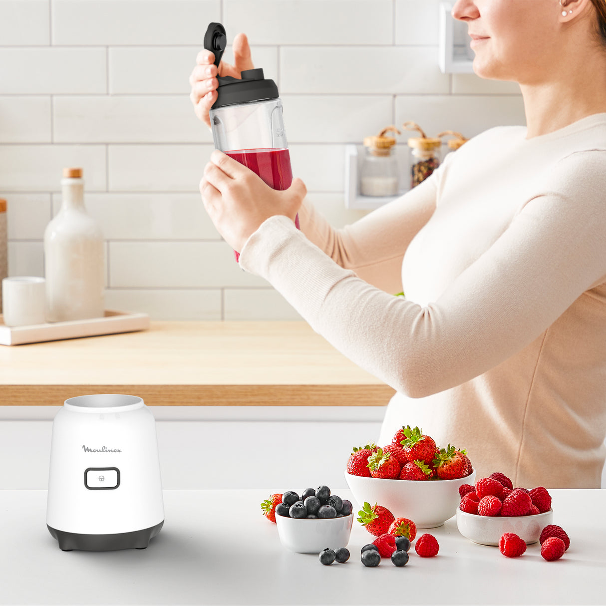 Moulinex Mix & Move Mini Blender Mixer, 0.6L, 300W, White - LM15F127