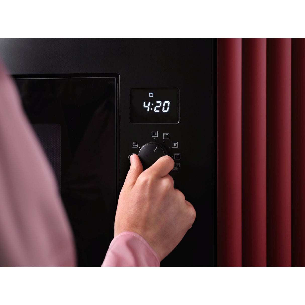 AEG - Built-in microwave-oven, 26L, 900W, 5 levels, Black - OB6GM261UB