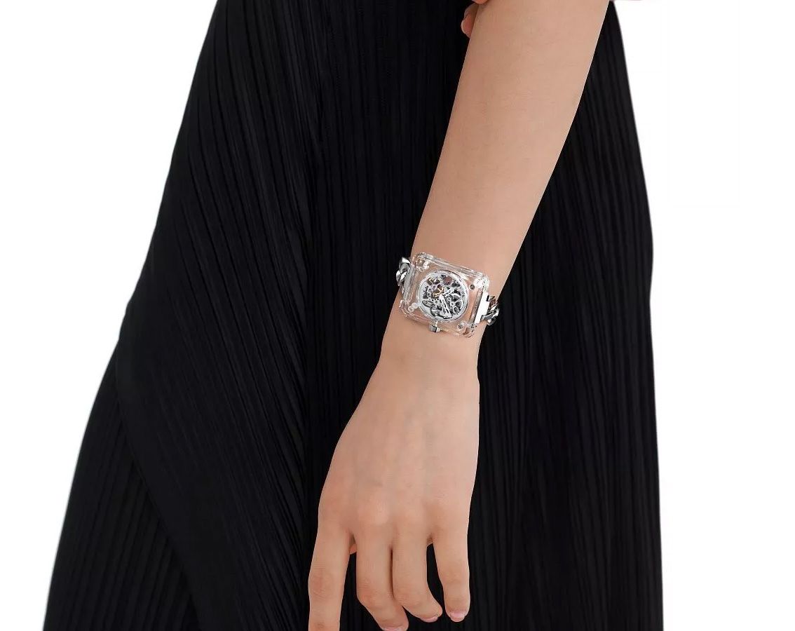 Ciga Design Shine Crystal Bracelet watch R032-CS01-W5WH